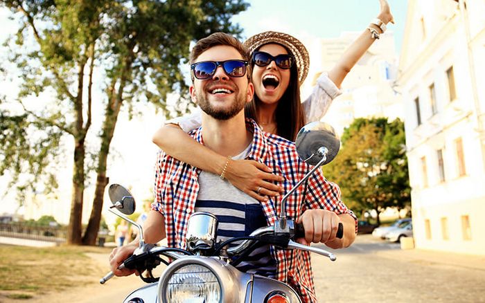 Unraveling Latidreams: A Detailed Assessment of Features and Individual Experience